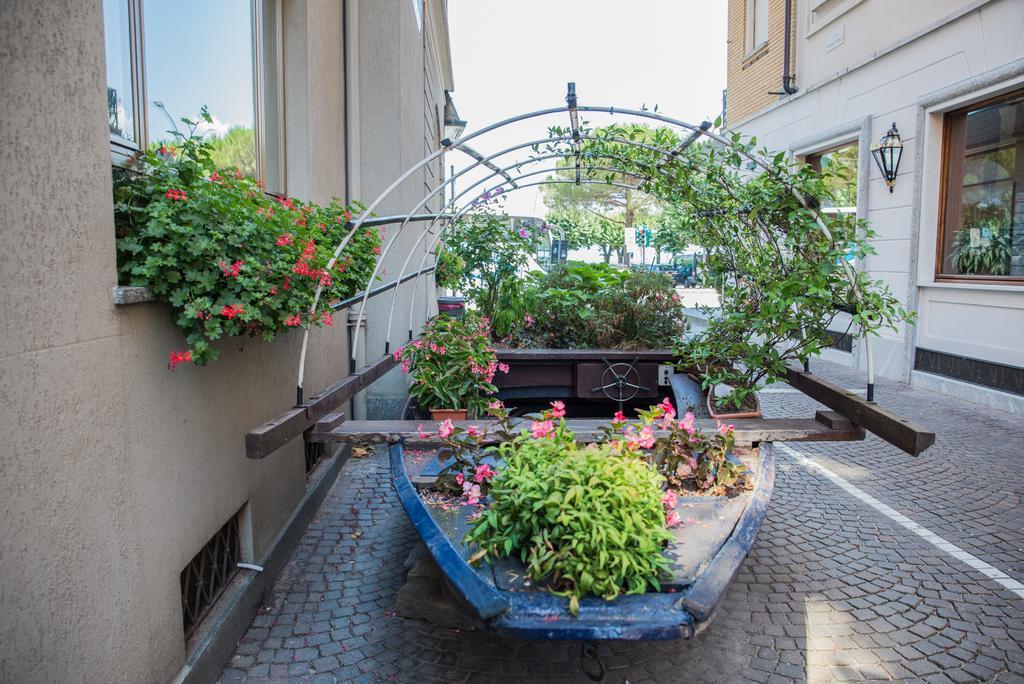 Appartamento Palazzotto Stresa Exterior foto
